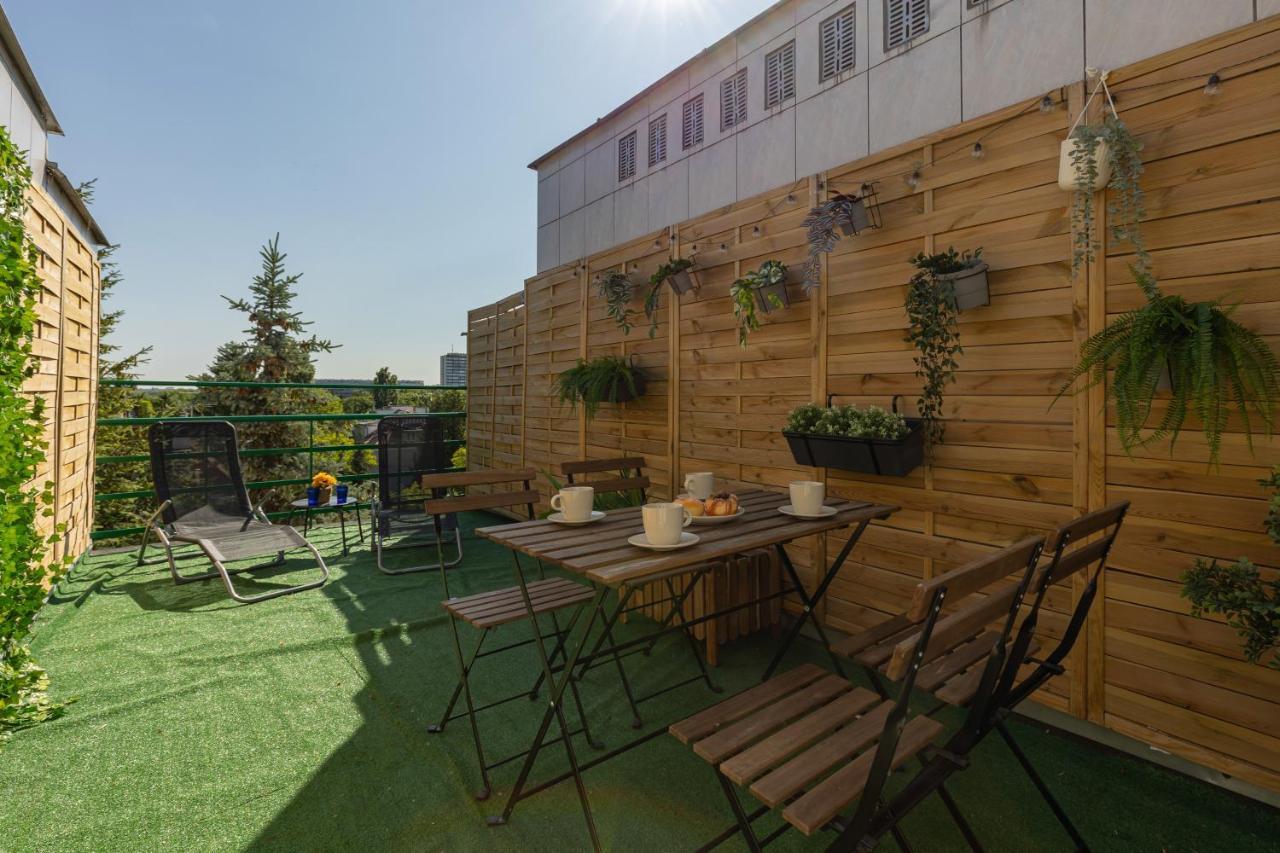 Metro Plac Wilsona Apartments Mickiewicza By Noclegi Renters Warschau Exterior foto